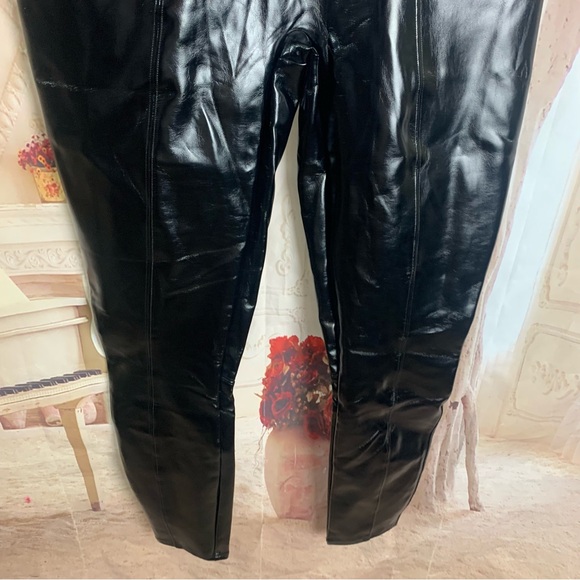 NEW SPANX Faux Patent Leather Leggings - Picture 5 of 10